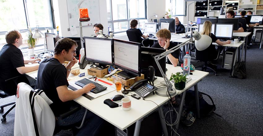What are the differences between web design and web development
